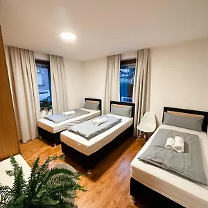  Apartment Suiteable Living - Boardinghaus Mit Parkplätzen, Wlan Und Waschraum