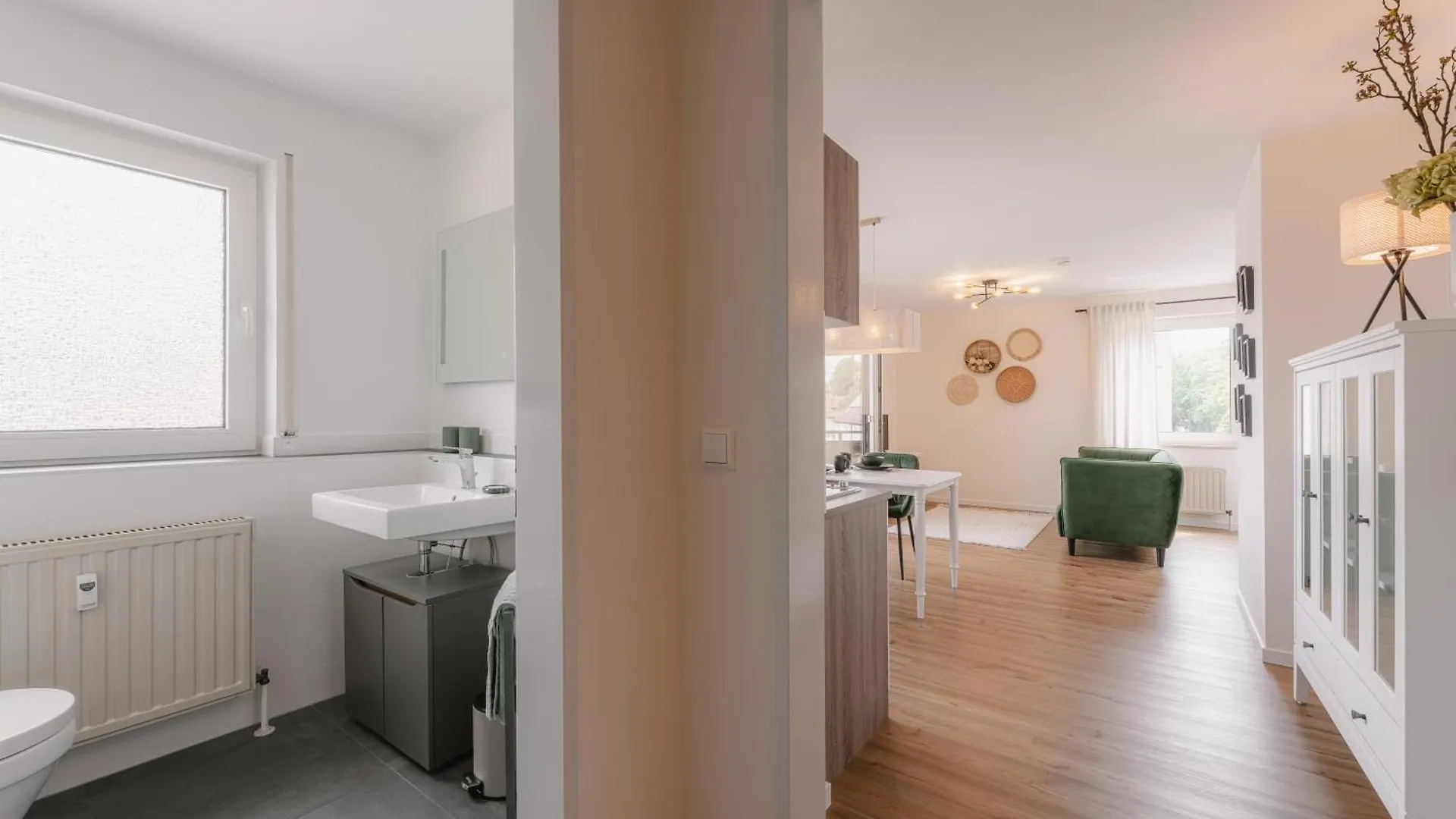 Exklusiv & Zentral: 1-Zi. Apartment Mit Balkon Stellplatz Bayreuth